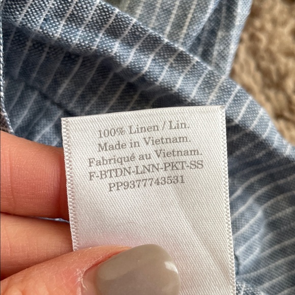 Everlane Blue Striped Linen Button-Up Shirt - Picture 3 of 3